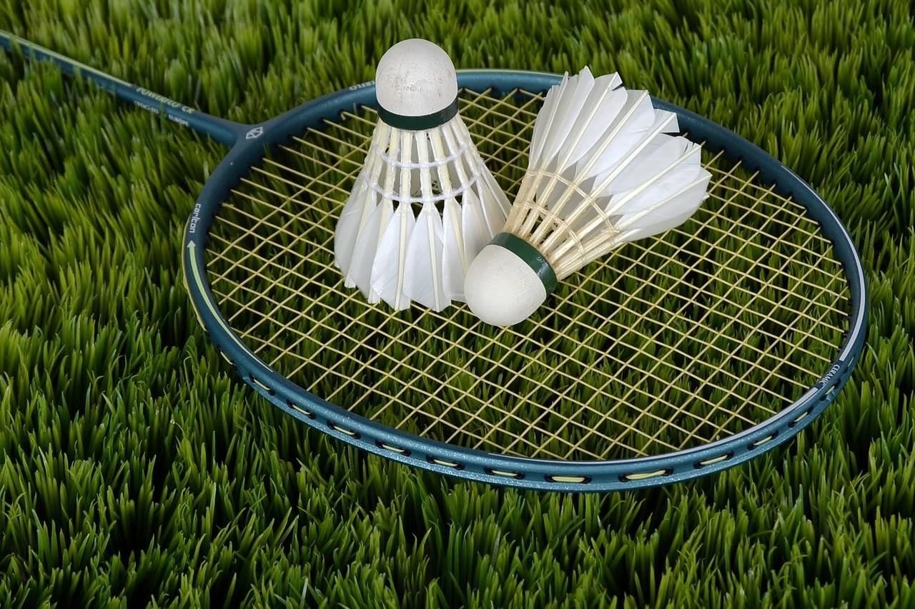 Lose Fat Quickly with Badminton